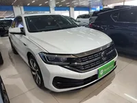 Volkswagen Sagitar 2023 (55400 км)