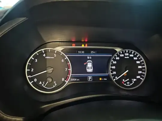 Nissan Sylphy 2023 (5900 км)
