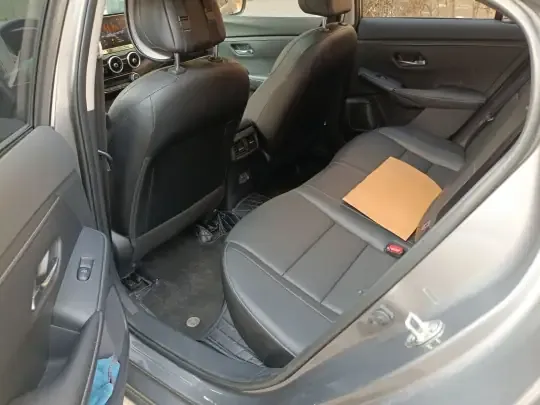 Nissan Sylphy 2023 (41400 км)