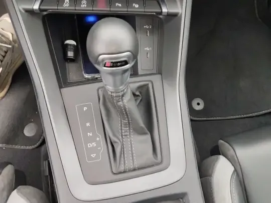 Audi Q3 2023 (41100 км)