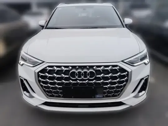 Audi Q3 2023 (41100 км)