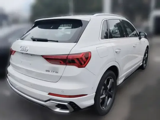 Audi Q3 2023 (41100 км)
