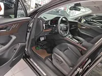 Audi Q7 2023 (43300 км)