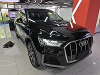 Audi Q7 2023 (43300 км)