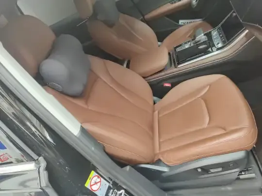 Audi Q7 2023 (76200 км)