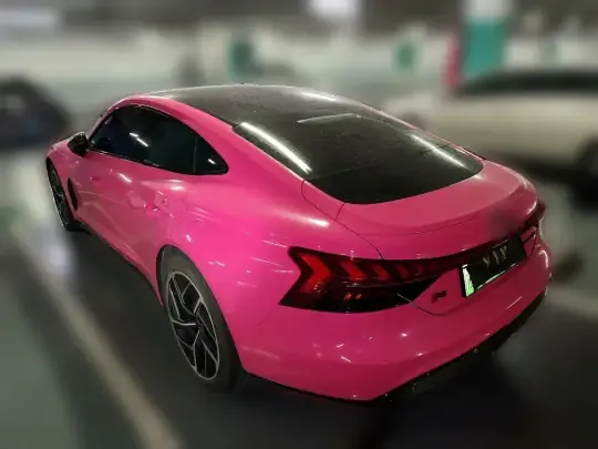 Audi RS e-tron GT 2023 (9500 км)