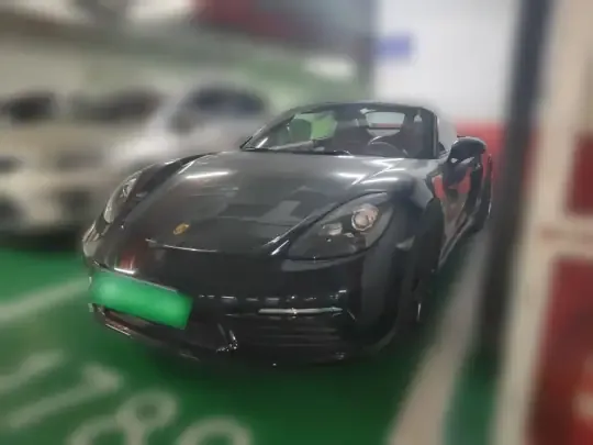Porsche 718 2023 (16400 км)