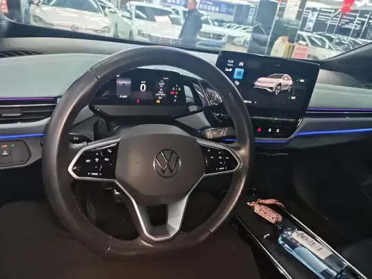 Volkswagen ID,4 X 2023 (29900 км)