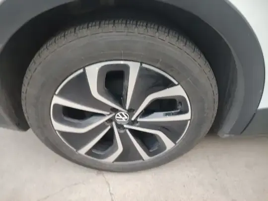 Volkswagen ID,4 X 2023 (67100 км)
