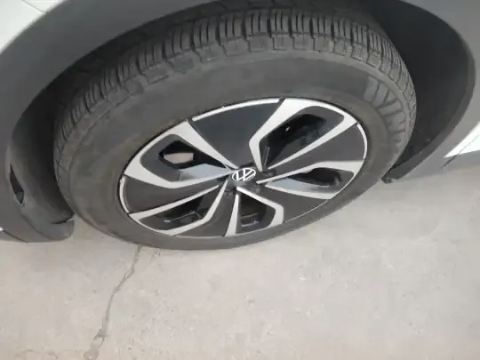 Volkswagen ID,4 X 2023 (67100 км)