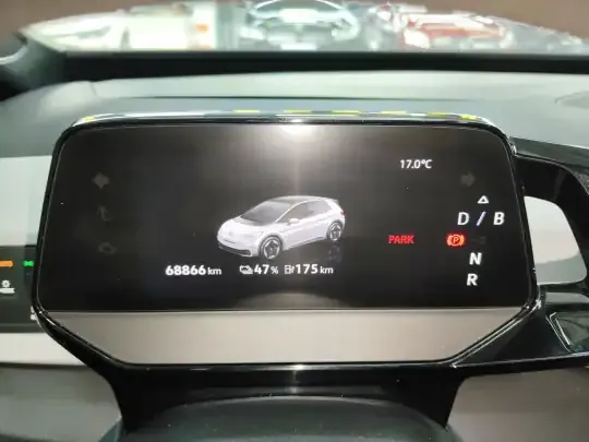 Volkswagen ID,3 2023 (68900 км)