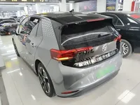 Volkswagen ID,3 2023 (68900 км)