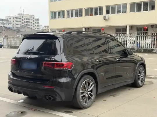 Mercedes-Benz GLB AMG 2023 (71800 км)