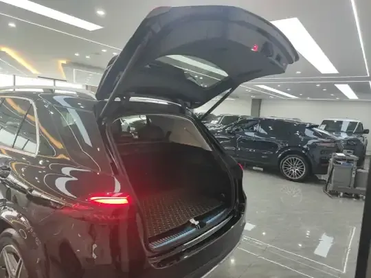 Mercedes-Benz GLE 2023 (31800 км)