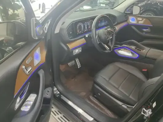 Mercedes-Benz GLE 2023 (31800 км)