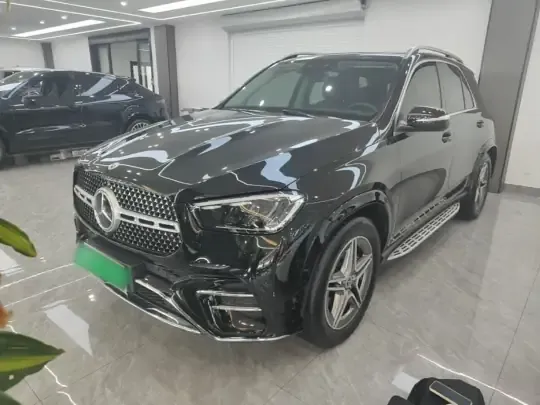 Mercedes-Benz GLE 2023 (31800 км)