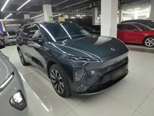 Nio ES8 2023 (90100 км)