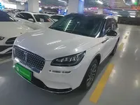 Lincoln Corsair 2022 (29700 км)