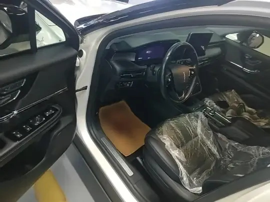 Lincoln Corsair 2022 (29700 км)