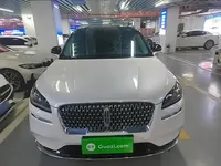 Lincoln Corsair 2022 (29700 км)