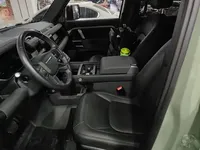 Land Rover Defender 2023 (19700 км)