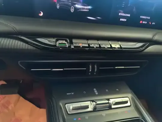Lincoln Z 2022 (46400 км)