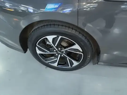 Lincoln Z 2022 (70600 км)