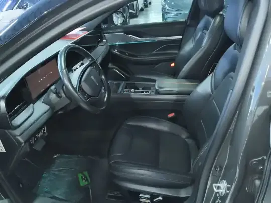 Lincoln Z 2022 (70600 км)
