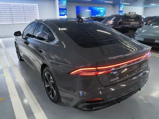 Lincoln Z 2022 (70600 км)