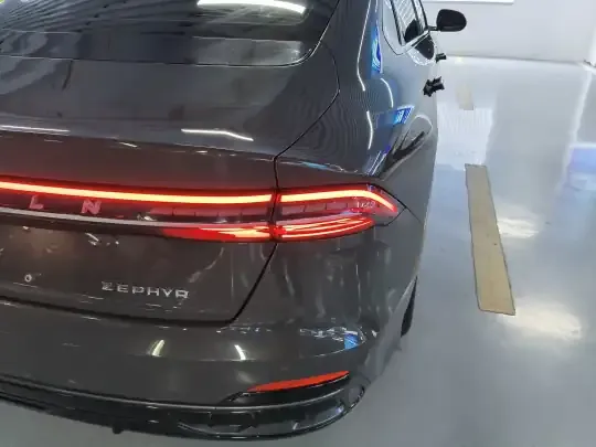 Lincoln Z 2022 (70600 км)