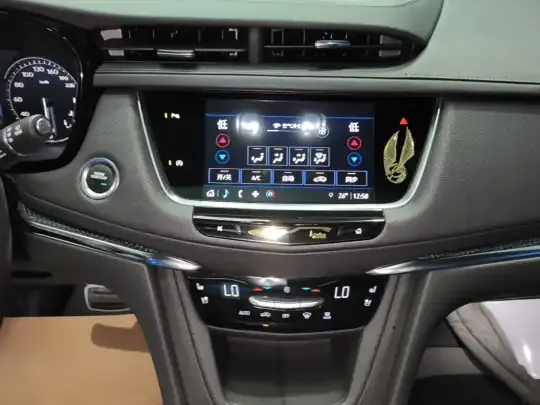 Cadillac XT5 2023 (52100 км)