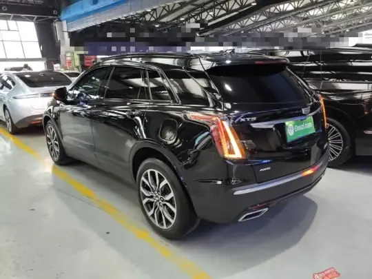 Cadillac XT5 2023 (52100 км)