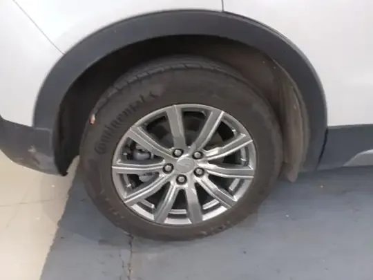 Cadillac XT4 2023 (28200 км)
