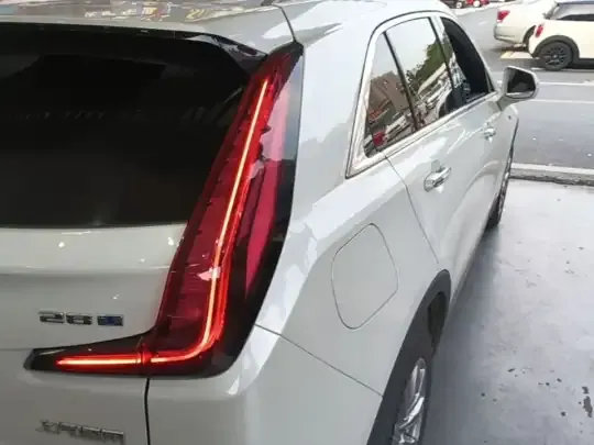 Cadillac XT4 2023 (28200 км)