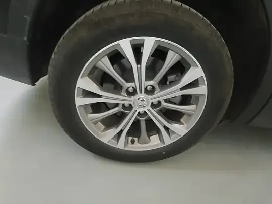 Buick Envision 2023 (35600 км)