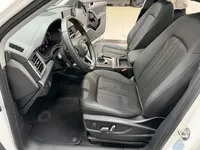 Audi Q5L 2023 (31600 км)