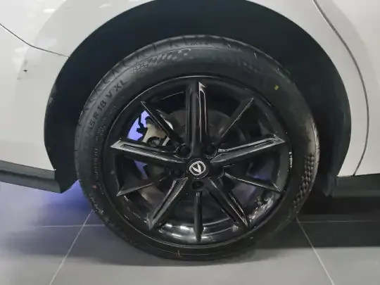 CHANGAN UNI-V iDD 2023 (44400 км)