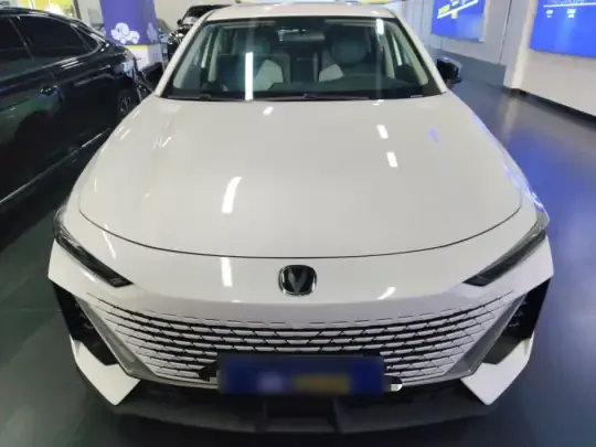 CHANGAN UNI-V iDD 2023 (44400 км)