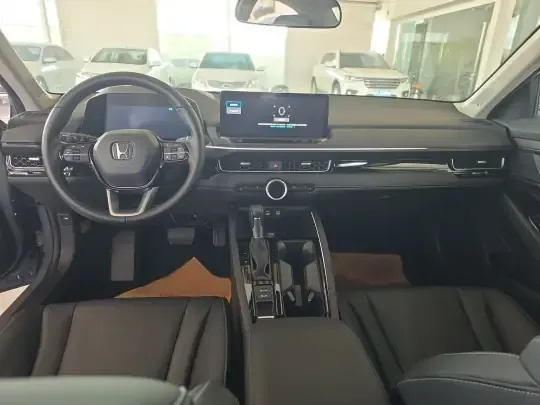 Honda Inspire 2023 (100 км)