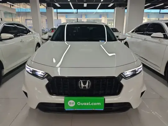 Honda Inspire 2023 (23600 км)