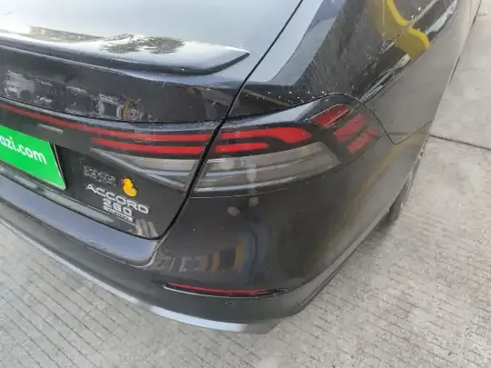 Honda Accord 2023 (25000 км)