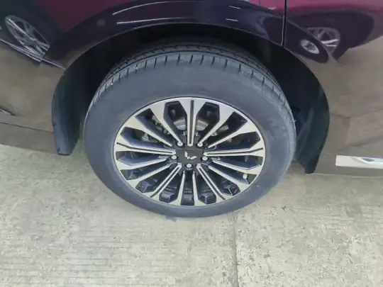 Wuling Victory 2023 (42900 км)
