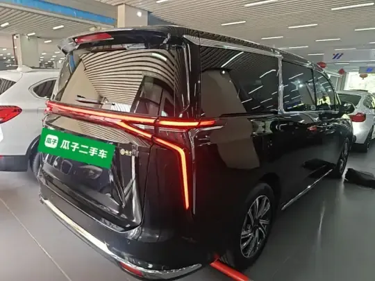 SAIC MAXUS G90 2023 (6000 км)