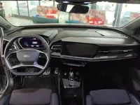 Audi Q4 e-tron 2023 (35900 км)