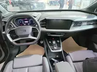 Audi Q4 e-tron 2023 (18300 км)