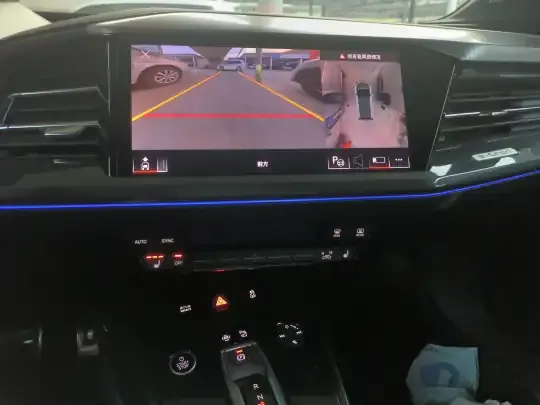 Audi Q4 e-tron 2023 (102899 км)