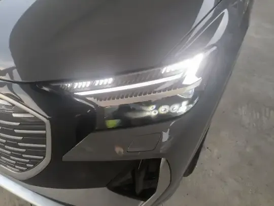 Audi Q4 e-tron 2023 (102899 км)