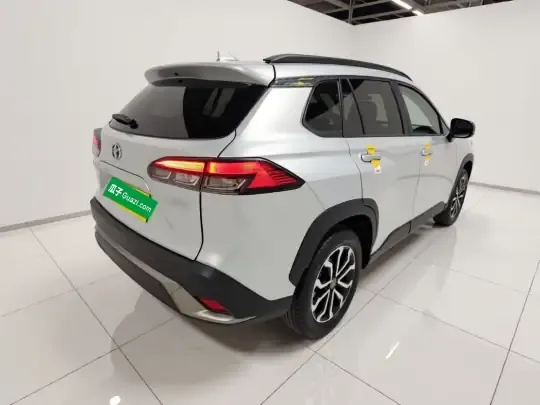 Toyota FRONTLANDER 2023 (6900 км)