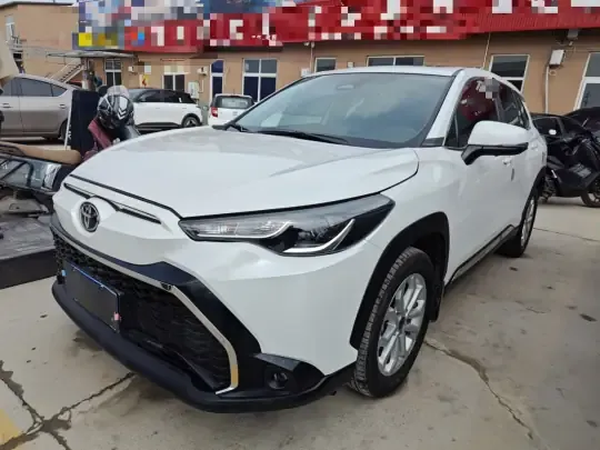 Toyota FRONTLANDER 2023 (26200 км)