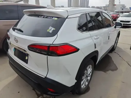 Toyota FRONTLANDER 2023 (26200 км)